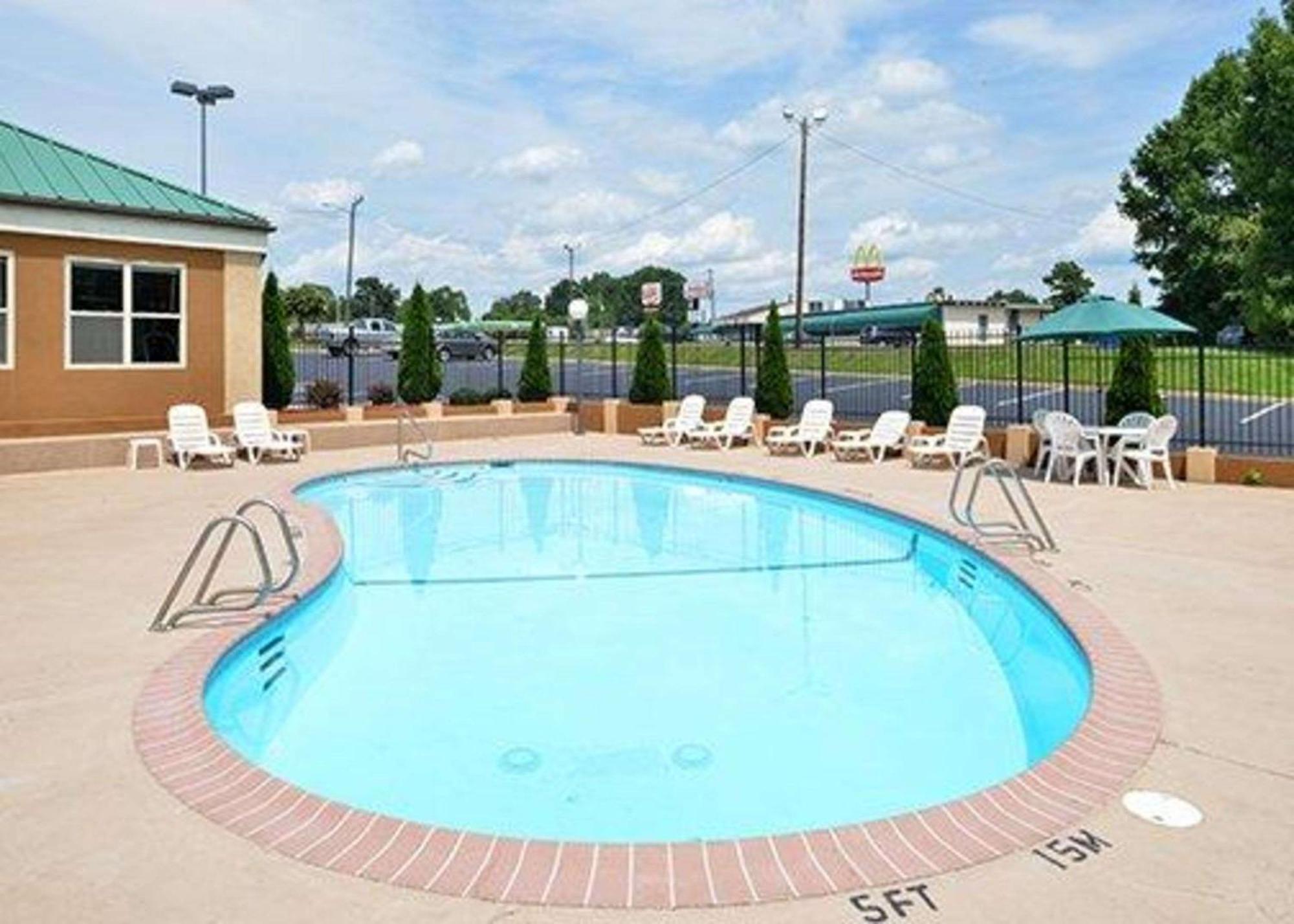 Quality Inn Asheboro South Zewnętrze zdjęcie